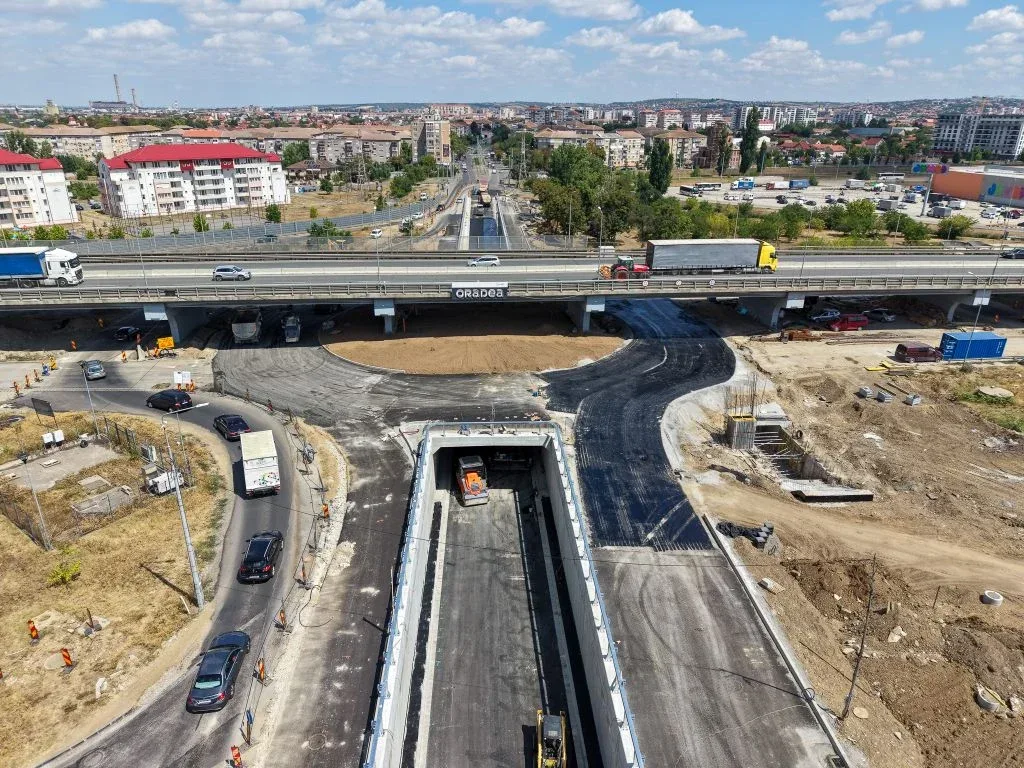 Pasajul subteran din oradea a ajuns la 85% stadiu de execuție | autoritățile județene din bihor estimează că va fi finalizat la mijlocul lunii august 1 pasaj zona jumbo asfalt consiliul judetean bihor 2