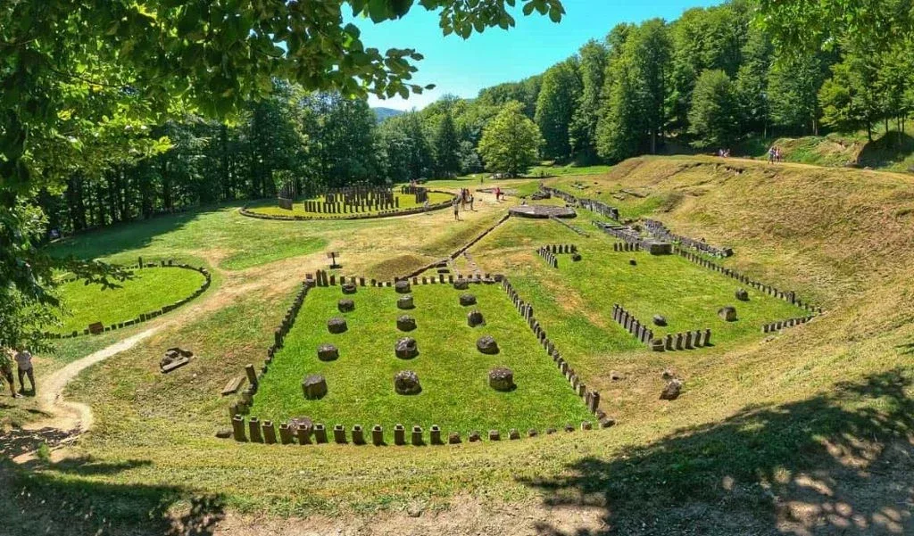 Sarmizegetusa regia - vizite doar în weekend, toată luna august 1 sarmizegetusa regia