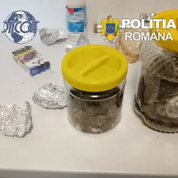 Agent de poliție penitenciară, arestat pentru trafic de droguri | DIICOT Tulcea l-a prins în flagrant, în timp ce transporta „iarbă” destinată comercializării