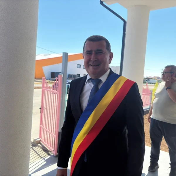 Creșa numărul 99, finalizată prin programul guvernamental „Sfânta Ana”, a fost inaugurată la Fântânele în prezența ministrului Cseke Attila