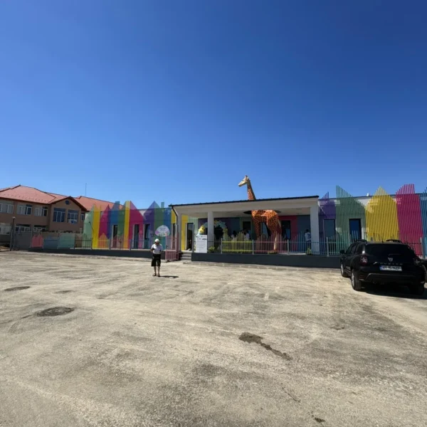 Creșa numărul 99, finalizată prin programul guvernamental „Sfânta Ana”, a fost inaugurată la Fântânele în prezența ministrului Cseke Attila