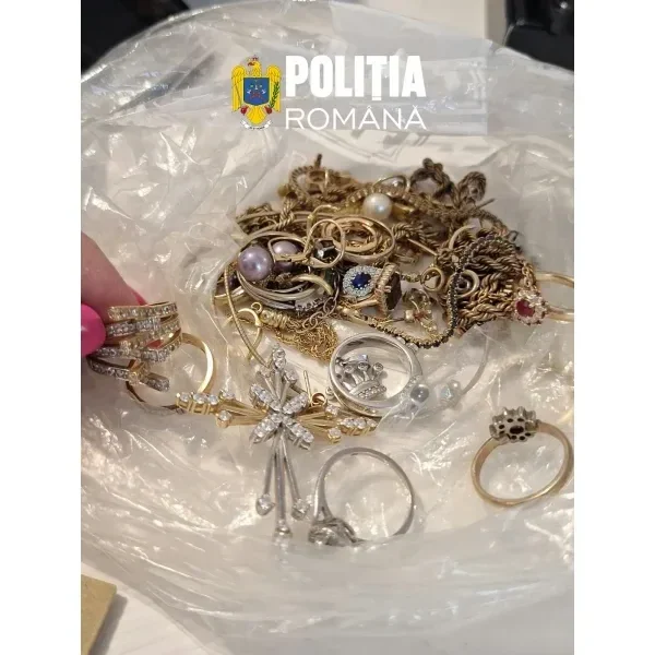 Descinderi în județul Timiș la o grupare specializată în furturi din locuințe | Este vizat și un polițist de la Secția 5 din Timișoara | Cea mai recentă faptă ar fi avut loc în noaptea precedentă, în Arad