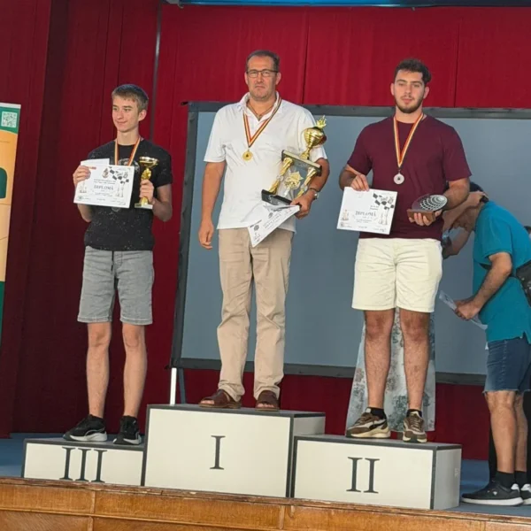 Maestrul Internațional de șah Ranko Szuhanek își lansează la Timișoara volumul The Risk Assessment in Chess