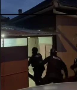 Descinderi în județul Timiș la o grupare specializată în furturi din locuințe | Este vizat și un polițist de la Secția 5 din Timișoara | Cea mai recentă faptă ar fi avut loc în noaptea precedentă, în Arad