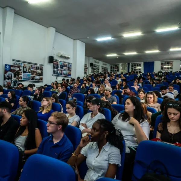 Începe admiterea de toamnă la UVVG | O nouă oportunitate pentru viitorii studenți