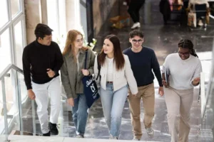 Interes record din partea candidaților din afara uniunii europene pentru programele de studii de la universitatea de vest din timișoara 24 studenti uvt
