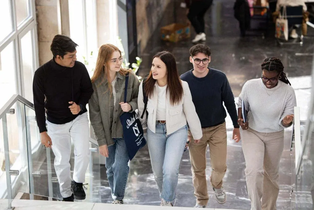 Interes record din partea candidaților din afara uniunii europene pentru programele de studii de la universitatea de vest din timișoara 1 studenti uvt