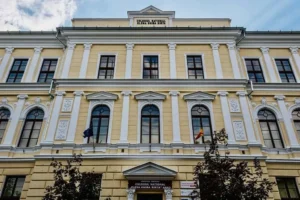 Colegiul Național „Elena Ghiba Birta” intră și-n acest nou an școlar cu lucrările de reabilitare nefinalizate