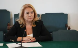 Deputatul Geanina Pistru-Popa cere implicare și fonduri pentru deschiderea Palatului Copiilor Arad