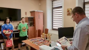 Lorena Moza și Cristian Ofrim, premiați de primarul Gheorghe Grad | „Au pus Secusigiul pe harta boxului autohton”