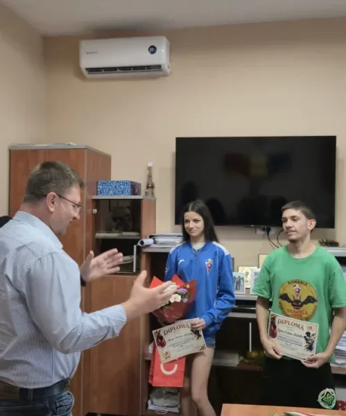 Lorena Moza și Cristian Ofrim, premiați de primarul Gheorghe Grad | „Au pus Secusigiul pe harta boxului autohton”