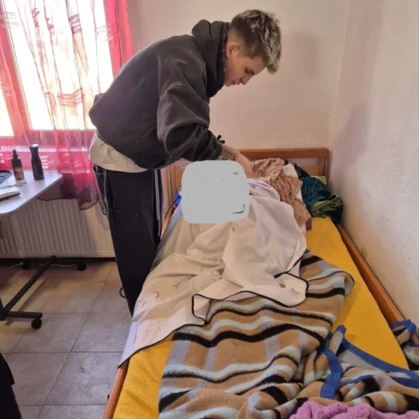 Dintr-un atelier, o comunitate | Povestea unei biserici dincolo de ziduri
