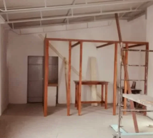 Dintr-un atelier, o comunitate | Povestea unei biserici dincolo de ziduri