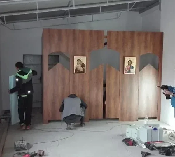 Dintr-un atelier, o comunitate | Povestea unei biserici dincolo de ziduri