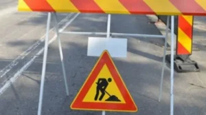 Restricții de circulație în mai multe zone din municipiu | În unele cartiere se suspendă temporar și utilizarea locurilor de parcare