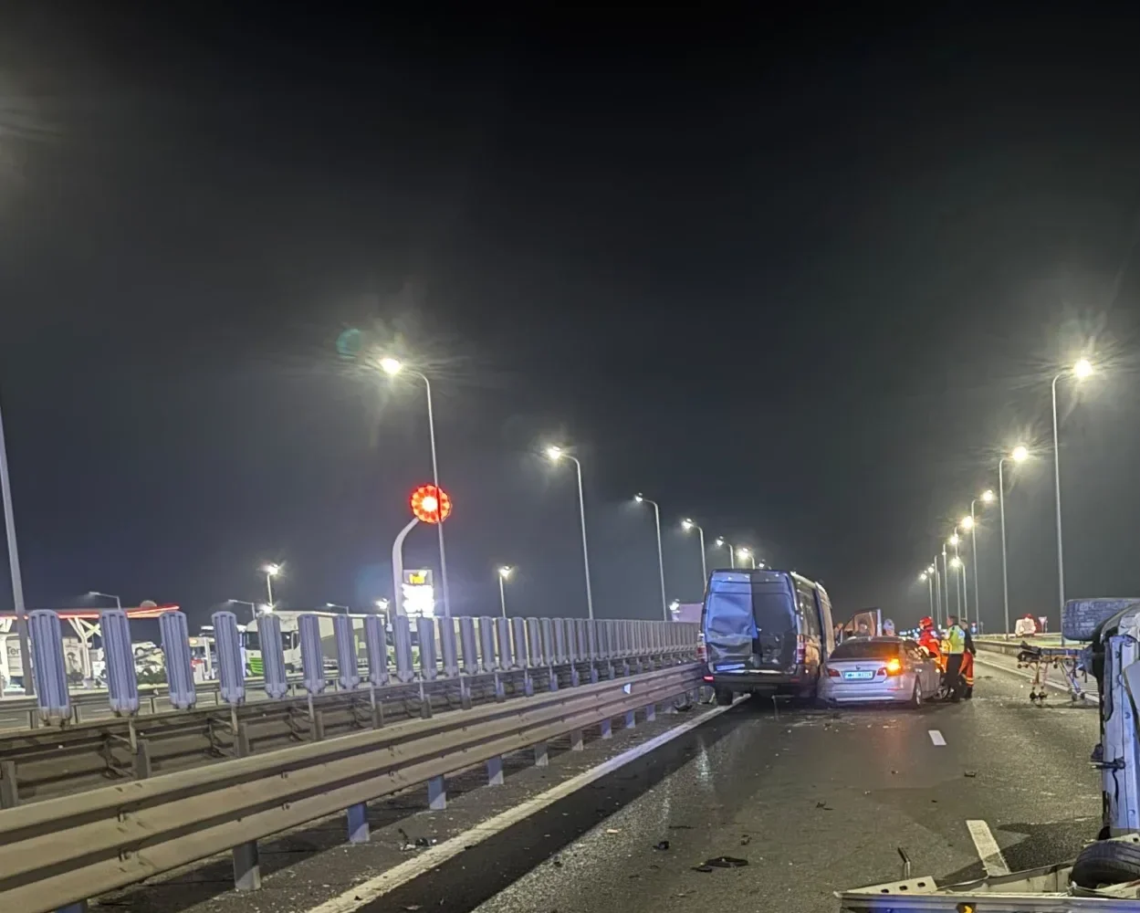 Accident cu 5 autovehicule pe A1, în dreptul comunei Șagu | 7 din cele 12 persoane implicate au ajuns la spital