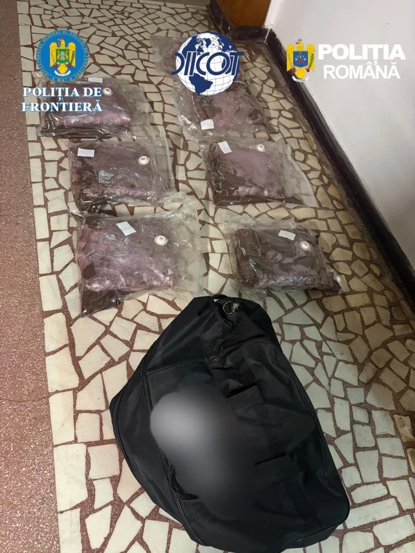 Tânăr prins la Nădlac, într-un autocar, cu peste 7 kilograme de canabis aduse din Spania