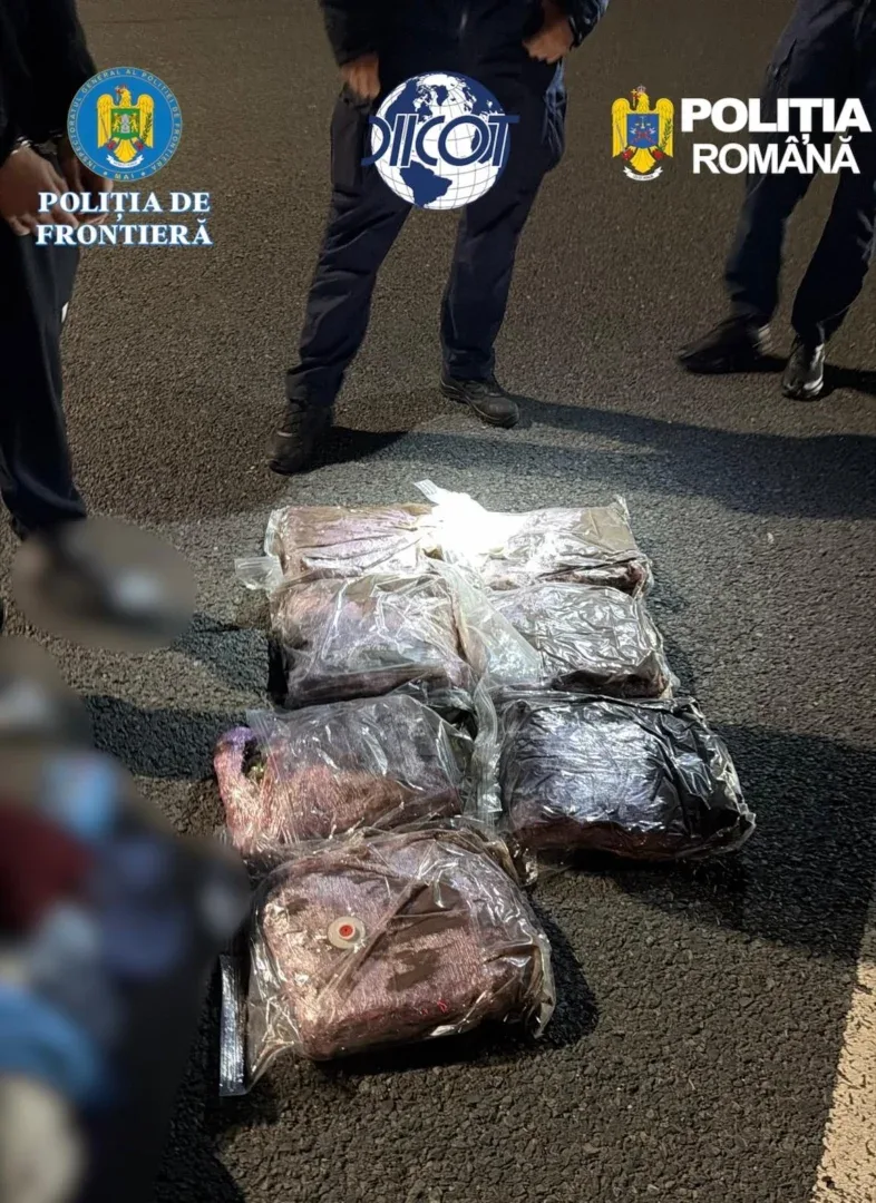 Tânăr prins la Nădlac, într-un autocar, cu peste 7 kilograme de canabis aduse din Spania