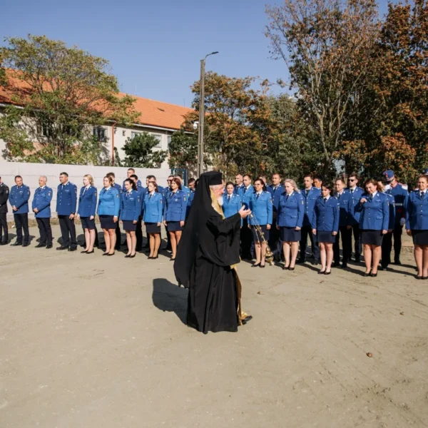 La sediul Inspectoratului de Jandarmi Județean Arad s-a pus piatra de temelie pentru Paraclisul Arhiepiscopal „Sfinții Arhangheli Mihail și Gavriil și Sfântul Ioan Iacob Hozevitul”
