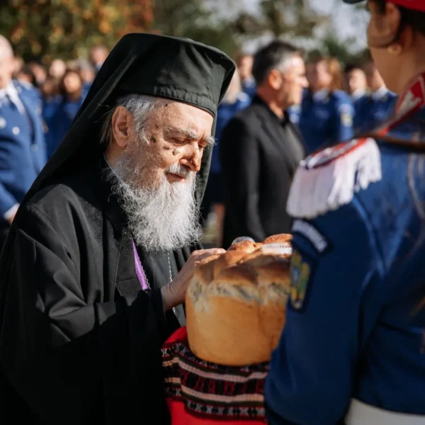 La sediul Inspectoratului de Jandarmi Județean Arad s-a pus piatra de temelie pentru Paraclisul Arhiepiscopal „Sfinții Arhangheli Mihail și Gavriil și Sfântul Ioan Iacob Hozevitul”