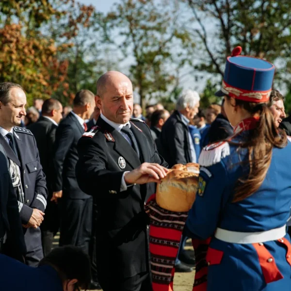 La sediul Inspectoratului de Jandarmi Județean Arad s-a pus piatra de temelie pentru Paraclisul Arhiepiscopal „Sfinții Arhangheli Mihail și Gavriil și Sfântul Ioan Iacob Hozevitul”