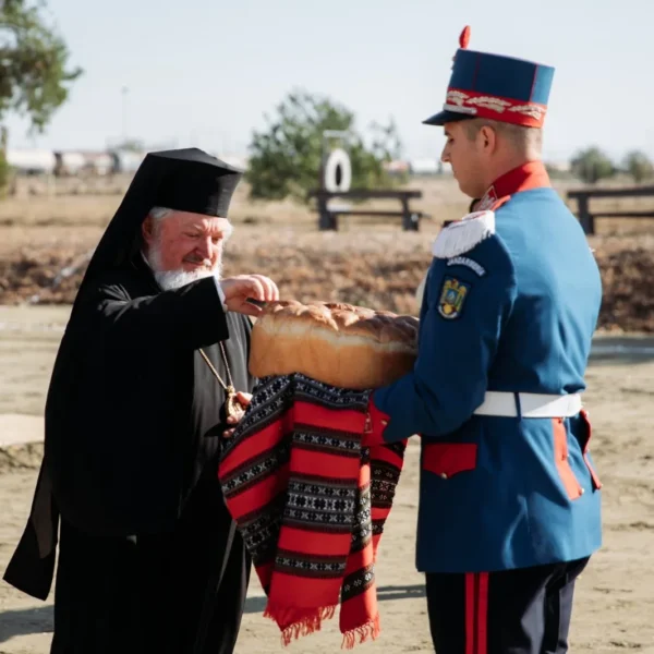La sediul Inspectoratului de Jandarmi Județean Arad s-a pus piatra de temelie pentru Paraclisul Arhiepiscopal „Sfinții Arhangheli Mihail și Gavriil și Sfântul Ioan Iacob Hozevitul”