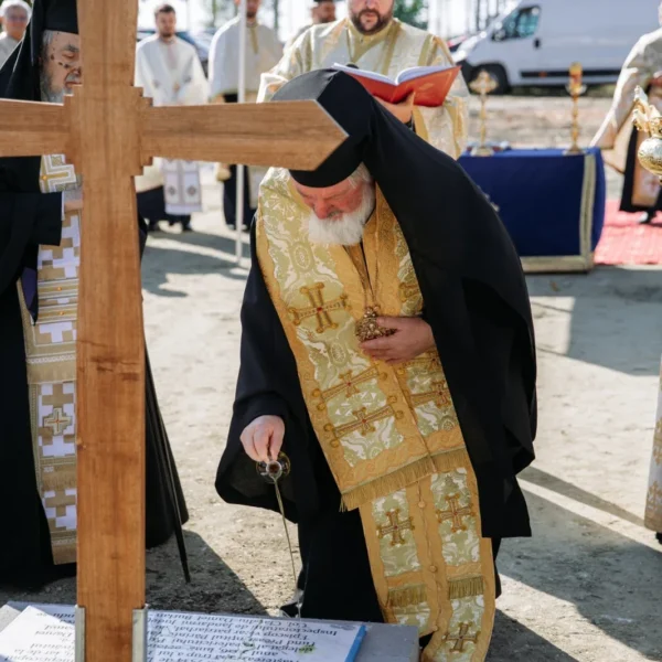 La sediul Inspectoratului de Jandarmi Județean Arad s-a pus piatra de temelie pentru Paraclisul Arhiepiscopal „Sfinții Arhangheli Mihail și Gavriil și Sfântul Ioan Iacob Hozevitul”