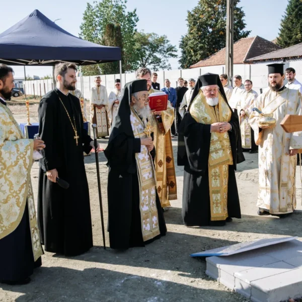 La sediul Inspectoratului de Jandarmi Județean Arad s-a pus piatra de temelie pentru Paraclisul Arhiepiscopal „Sfinții Arhangheli Mihail și Gavriil și Sfântul Ioan Iacob Hozevitul”