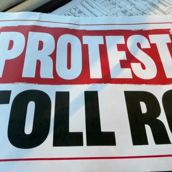 Protest al transportatorilor, cu câteva ore înainte ca platforma TollRo să devină operațională