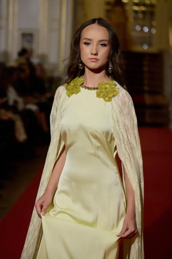 Modelul Tania Sălășan - de la Lipova la Paris Fashion Week | INTERVIU